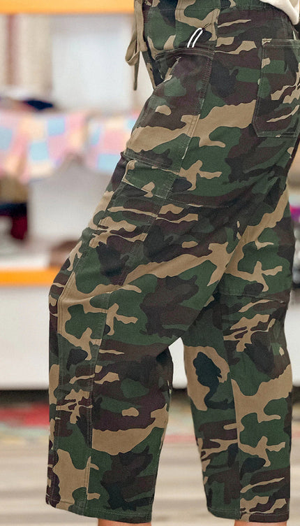 Camouflage Drawstring Barrel Jeans
