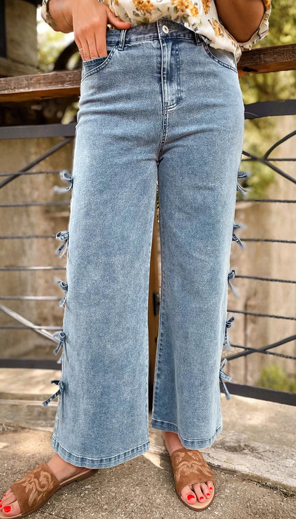 White Bowknot Jeans